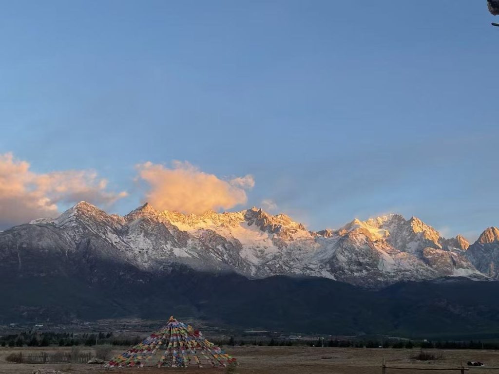 yulong-mountain lijiang snow mountain